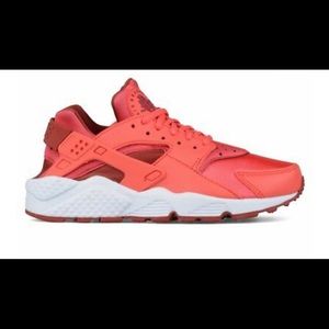 🔥WMNS Air Huarache run FREE SHIPPING!